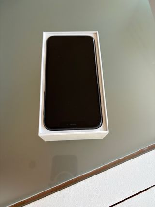 iPhone 11 64GB Nero