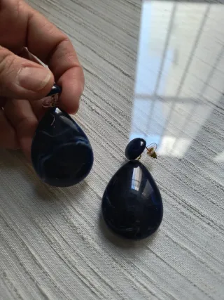 Pendientes azul y blanco
