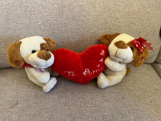 Peluche Corazón con Perros Te Amo