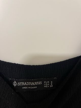 Mono negro elegante tirantes