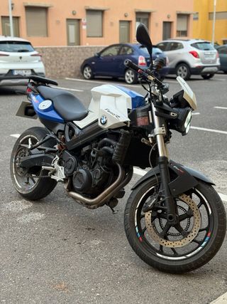 BMW F800R Limitada A2