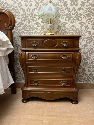 Muebles madera nogal