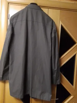 Gabardina gris hombre