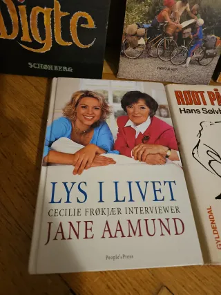 5 libri in danese - libros en danés