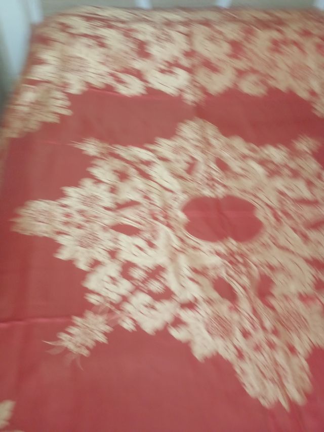 Colcha de seda San Leucio antigua