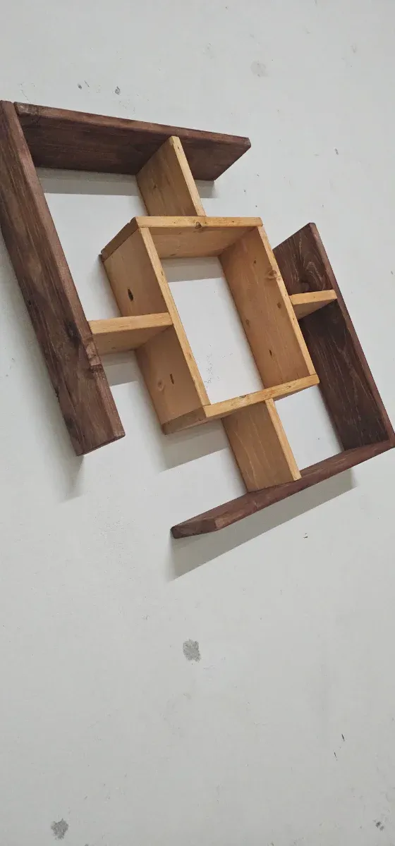 Mensola in legno design moderno