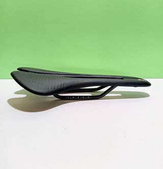 Sillín bicicleta ultraligero Negro