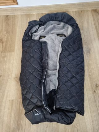 Saco invierno Naf Naf azul marino para cochecito