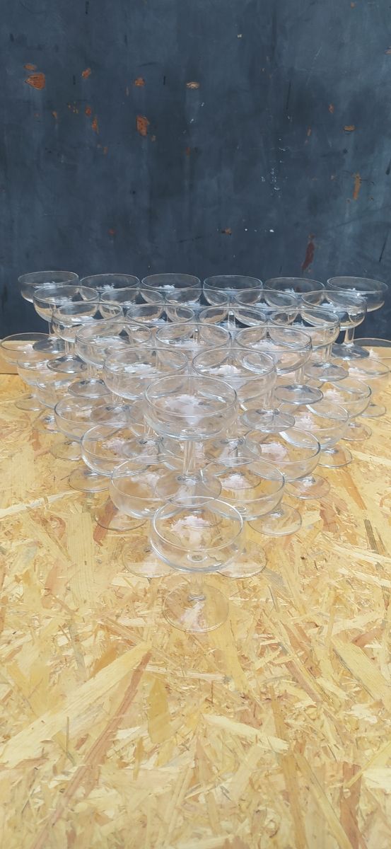 Lote copas de champán bajas...todas 50€
