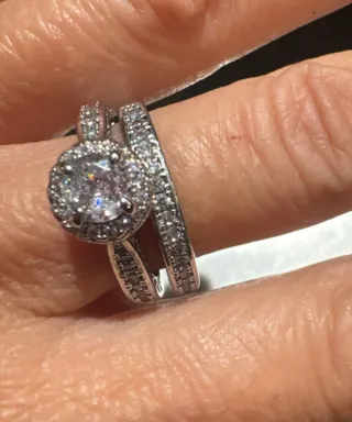 Anillos de plata con circonitas