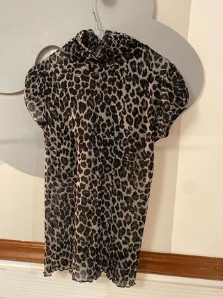 Blusa Zara Animal Print Manga Corta
