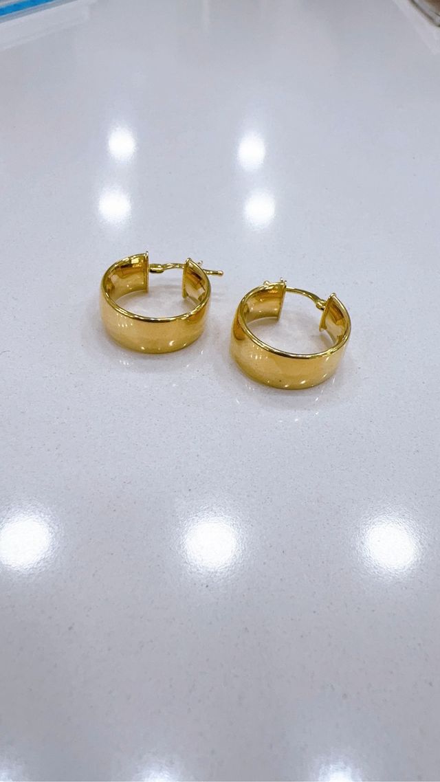 Orecchini a cerchio in oro giallo 18kt 750