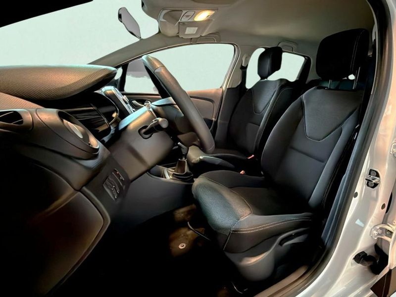 Renault Clio 1.5 DCI Energy Life 2017, foto 12