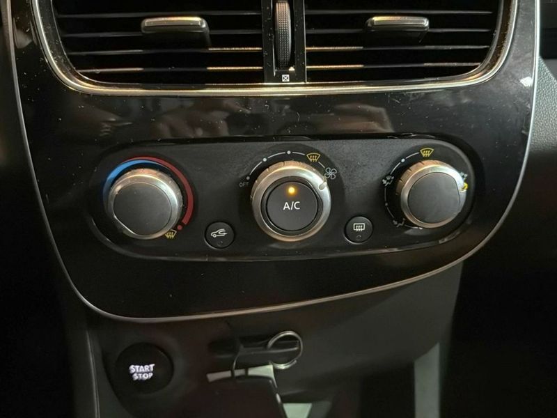 Renault Clio 1.5 DCI Energy Life 2017, foto 22