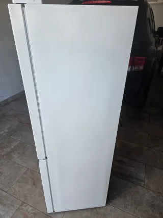 Nevera blanca nueva a estrenar