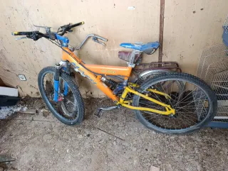 Bicicleta de Montaña Naranja