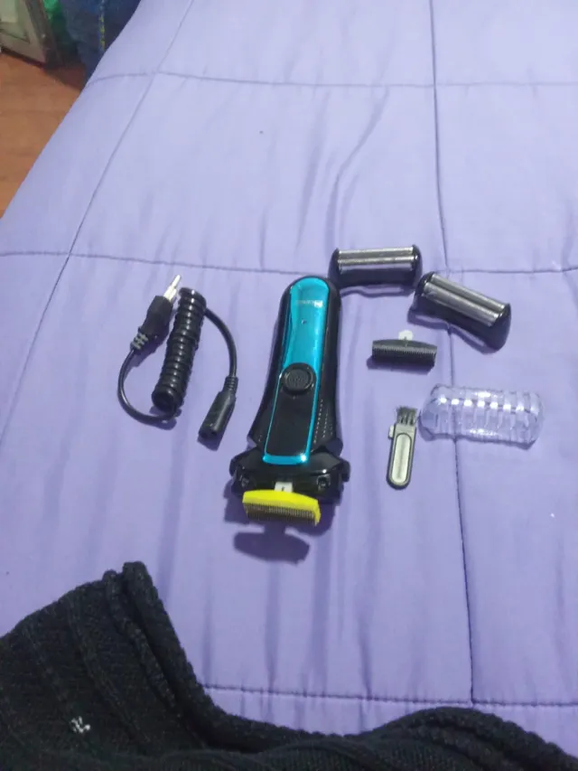 Afeitadora/recortadora eléctrica lineal.