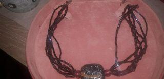 Collana bigiotteria perline nere e rosse