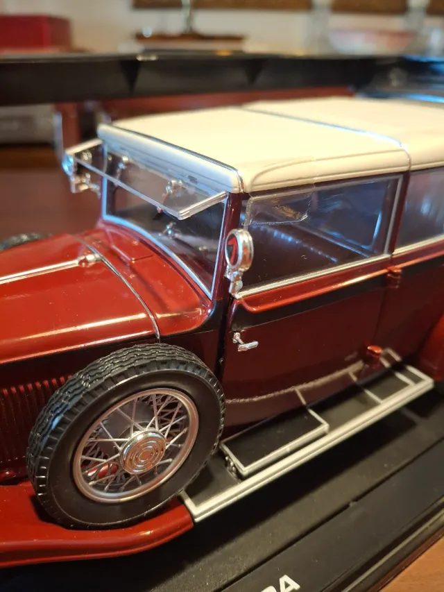 Skoda 860 1934 1:18