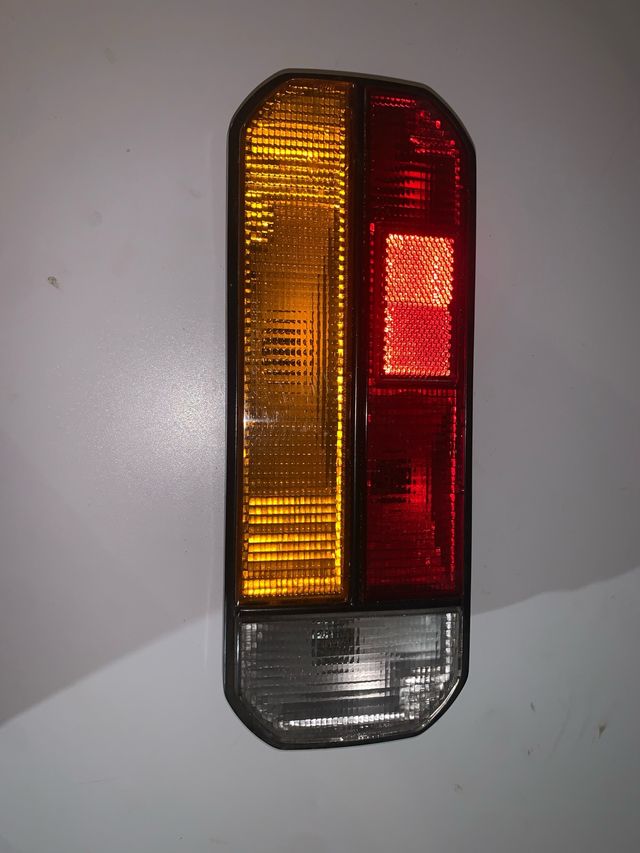 Faro trasero original Lancia Filis (Ref. 0013492/0