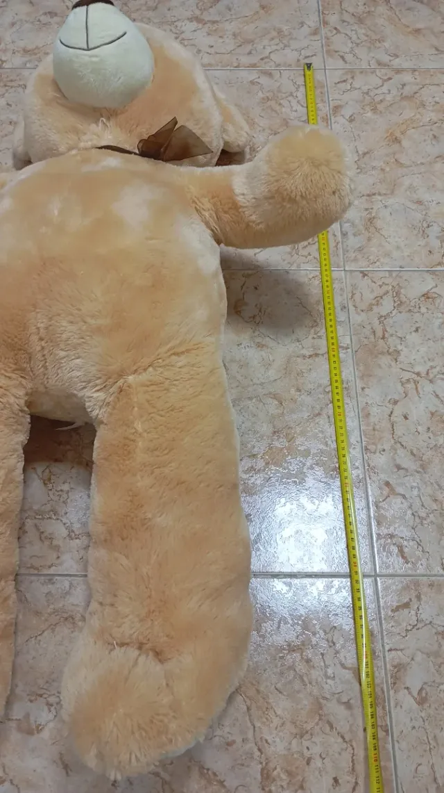 Oso de peluche grande color beige