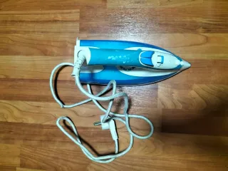 Plancha de vapor Ufesa 2000W