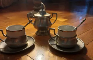 Set caffè peltro e porcellana