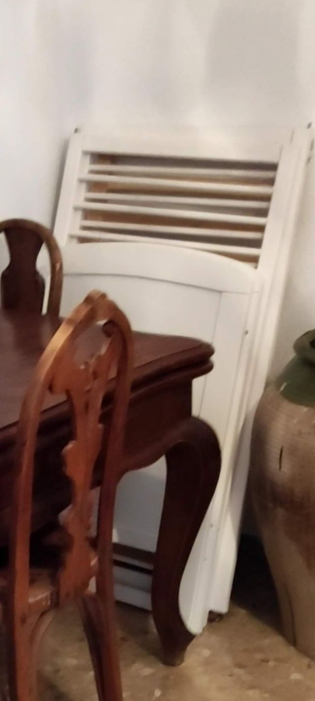 Culla per bambini in legno bianco