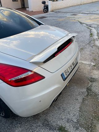 Peugeot RCZ 2012