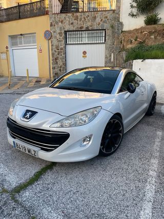 Peugeot RCZ 2012