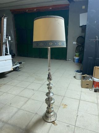 Lámpara de pie metal y tela
