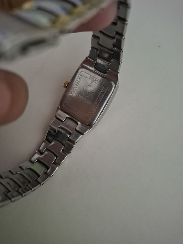 Reloj Viceroy bicolor dorado y plateado