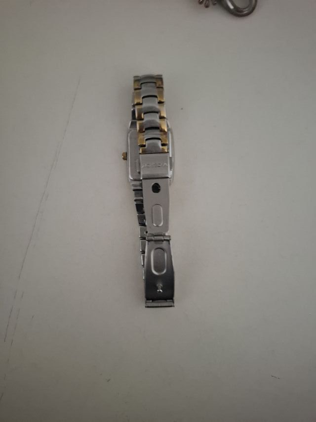 Reloj Viceroy bicolor dorado y plateado