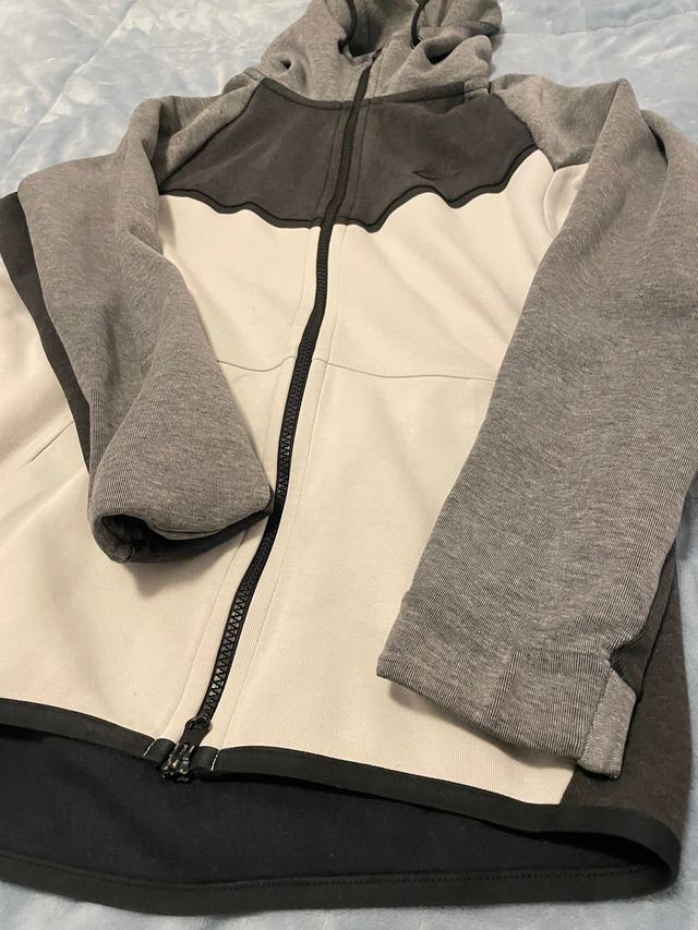 chaqueta Nike teech 