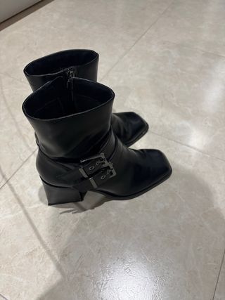 Botines negros Stradivarius Talla 37