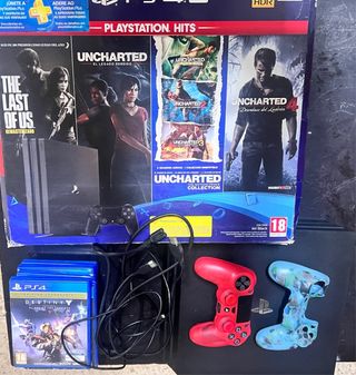 PS4 (PlayStation 4pro) con caja Juegos y Mando.