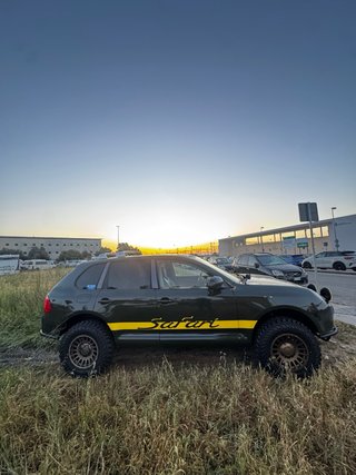 Porsche Cayenne SAFARI V8