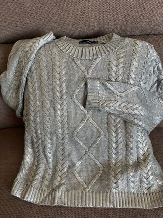 Jersey plateado trenzado