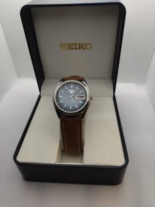 Seiko 5 Azul