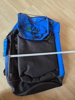 Zaino monospalla GSG blu e nero