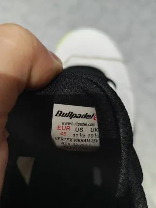 Zapatillas Bullpadel Vertex Vibram 25V T45
