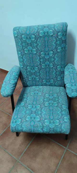 Sofá de tela y 2 sillones reclinables