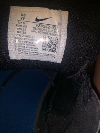 Zapatillas Nike Negras y Azules