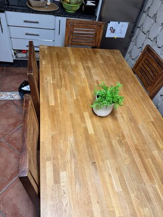 Mesa comedor 1.80m y 6 sillas de madera