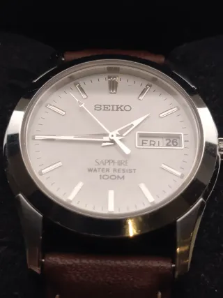 Seiko Cuarzo Zafiro