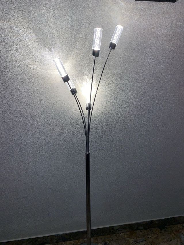 Lámpara de pie moderna 5 brazos