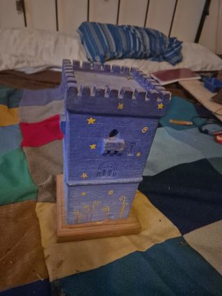 Torreón de alcázar hecho a mano