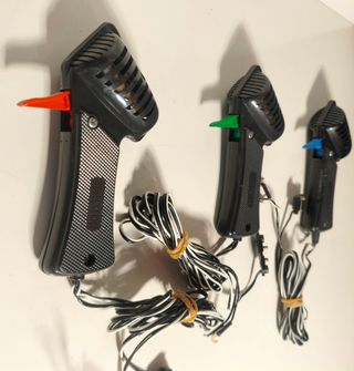 3 Mandos Scalextric antiguos. Gatillos a 3 colores