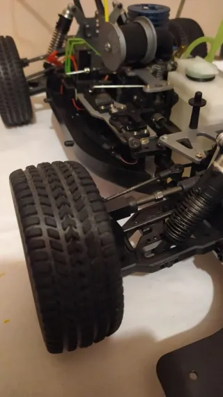 Automodello a scoppio 1:8 Crono Porsche