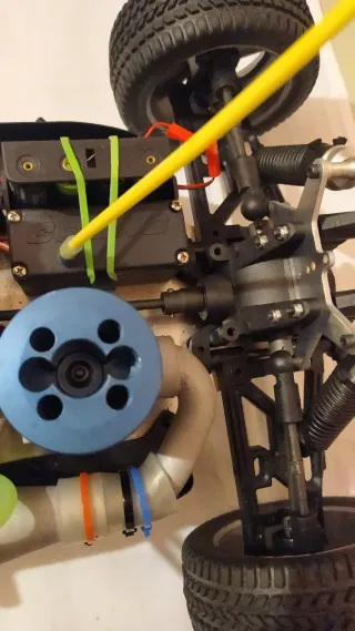 Automodello a scoppio 1:8 Crono Porsche